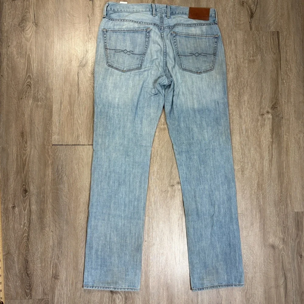 Lucky Brand 121 Heritage Slim Jeans 33x32 JEans Light Stone Wash Faded USA